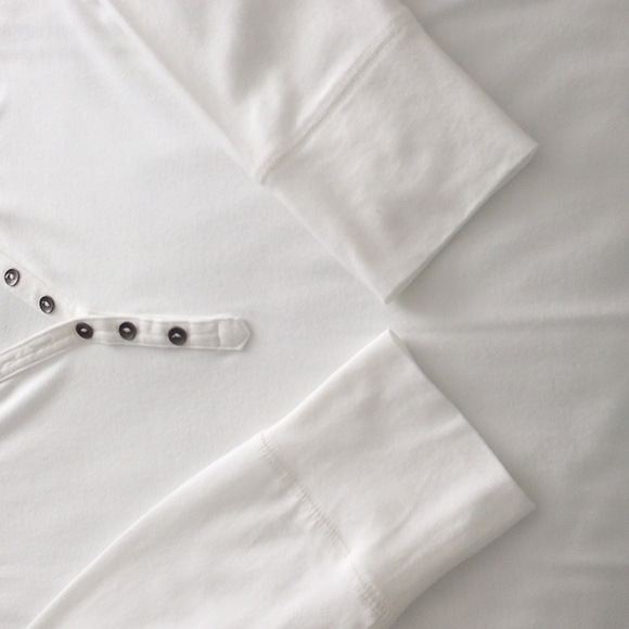 Relativity White Cotton V neck Henley Women's M (3/4 length sleeves) - Picture 4 of 8